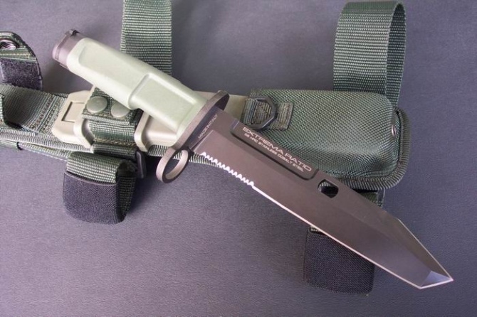 Tactical Fixed Blade Knife Bayonet NK-Z695