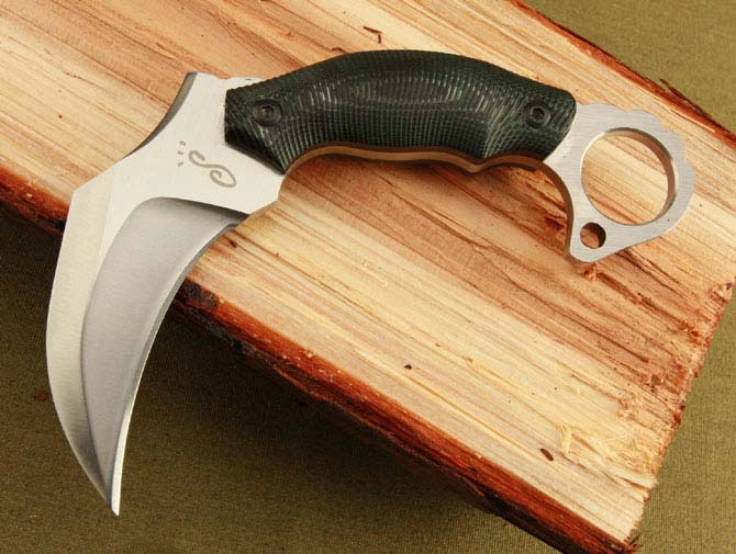Claw-like Knife NK-B674