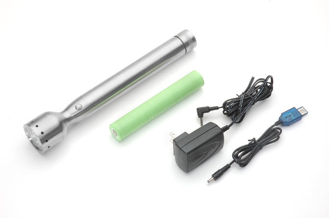 P673 Outdoor Tool Tactical Flashlight  NK-B872